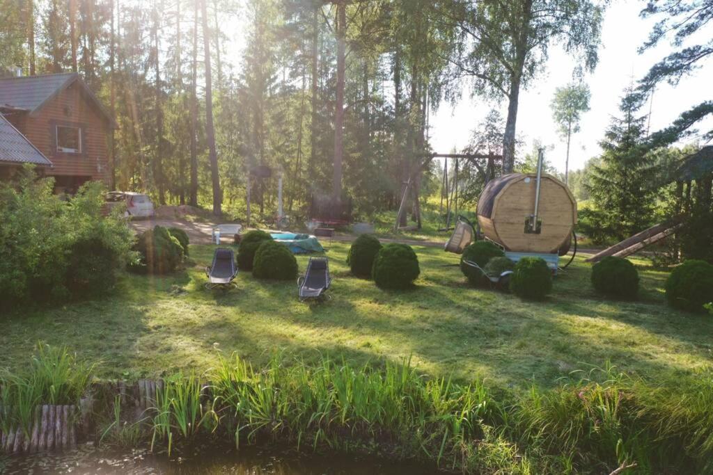 Dragon House In The Tree! Jacuzzi, Sauna ,Cinema,Heated Lici  المظهر الخارجي الصورة