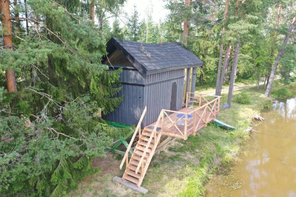 Dragon House In The Tree! Jacuzzi, Sauna ,Cinema,Heated Lici  المظهر الخارجي الصورة