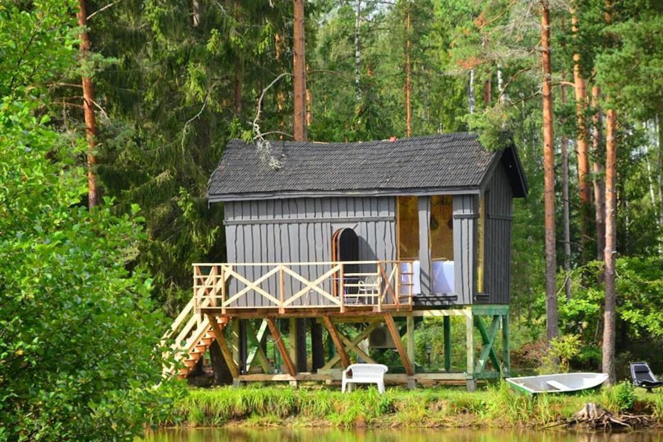 Dragon House In The Tree! Jacuzzi, Sauna ,Cinema,Heated Lici  المظهر الخارجي الصورة