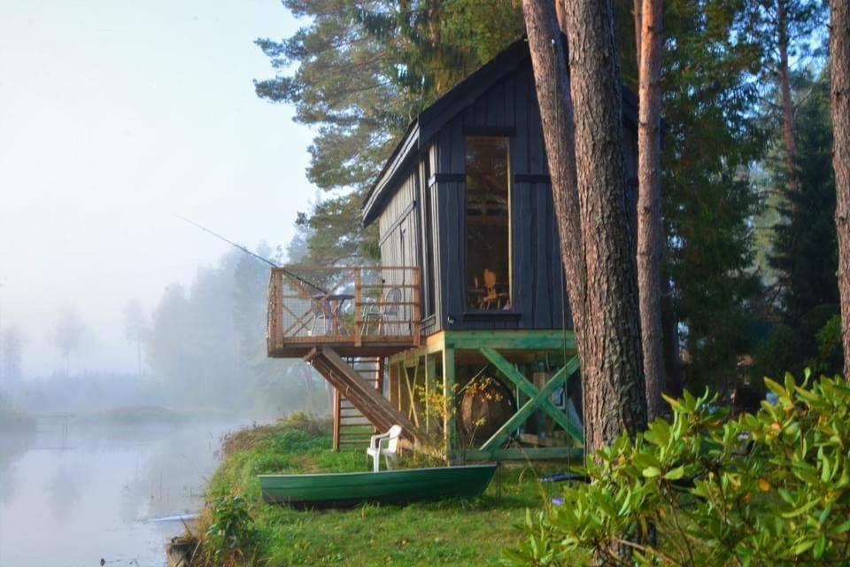Dragon House In The Tree! Jacuzzi, Sauna ,Cinema,Heated Lici  المظهر الخارجي الصورة
